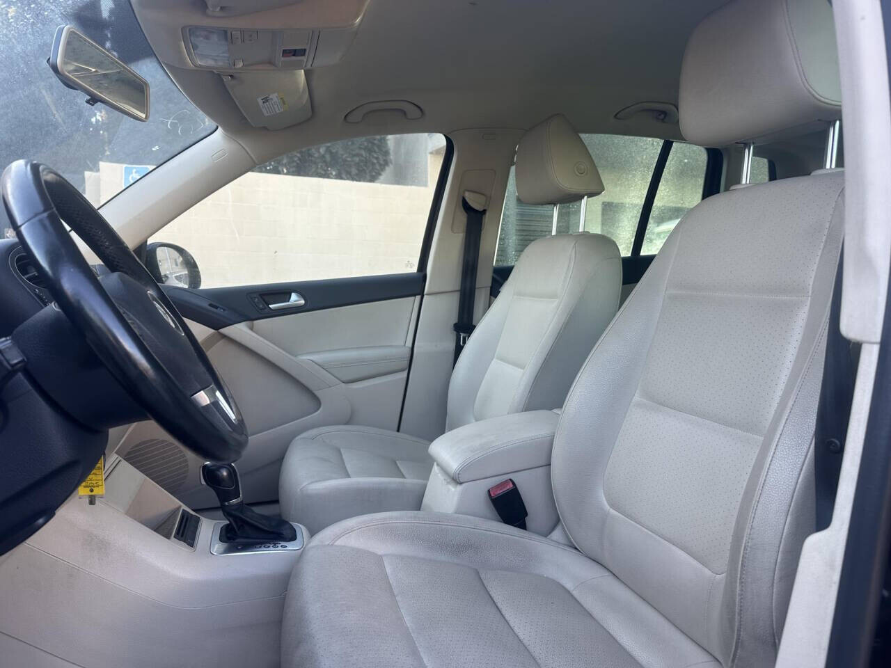 2015 Volkswagen Tiguan in Pasadena, CA 91107 - 2403703 18