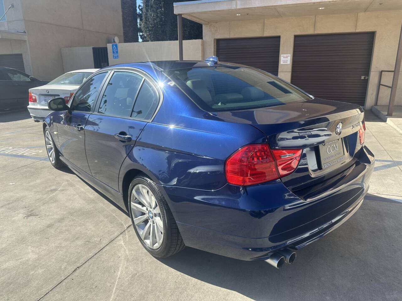 2011 BMW 328i in Pasadena, CA 91107 - 2403704 6