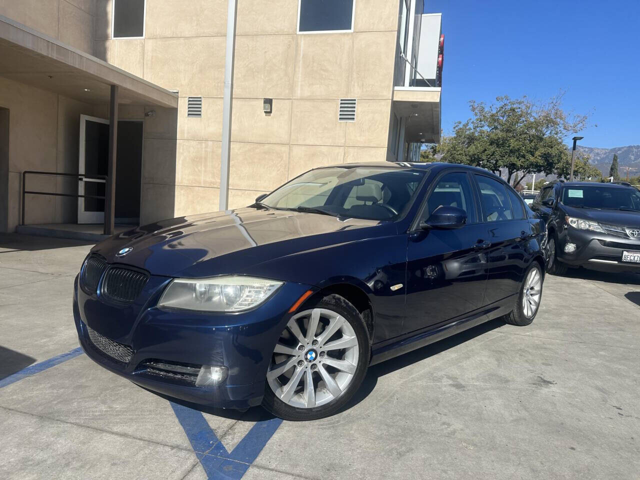 2011 BMW 328i in Pasadena, CA 91107 - 2403704