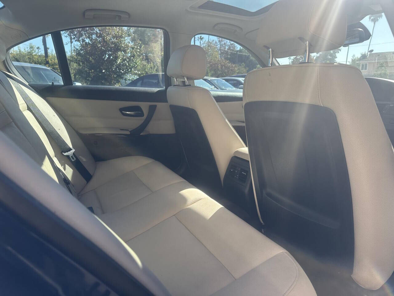 2011 BMW 328i in Pasadena, CA 91107 - 2403704 20