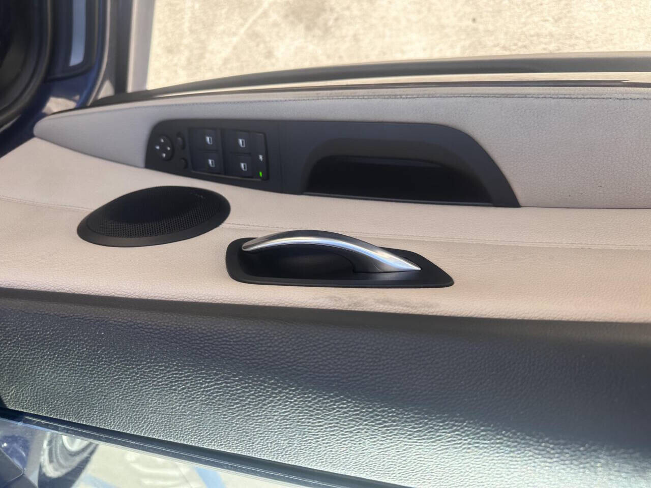 2011 BMW 328i in Pasadena, CA 91107 - 2403704 16