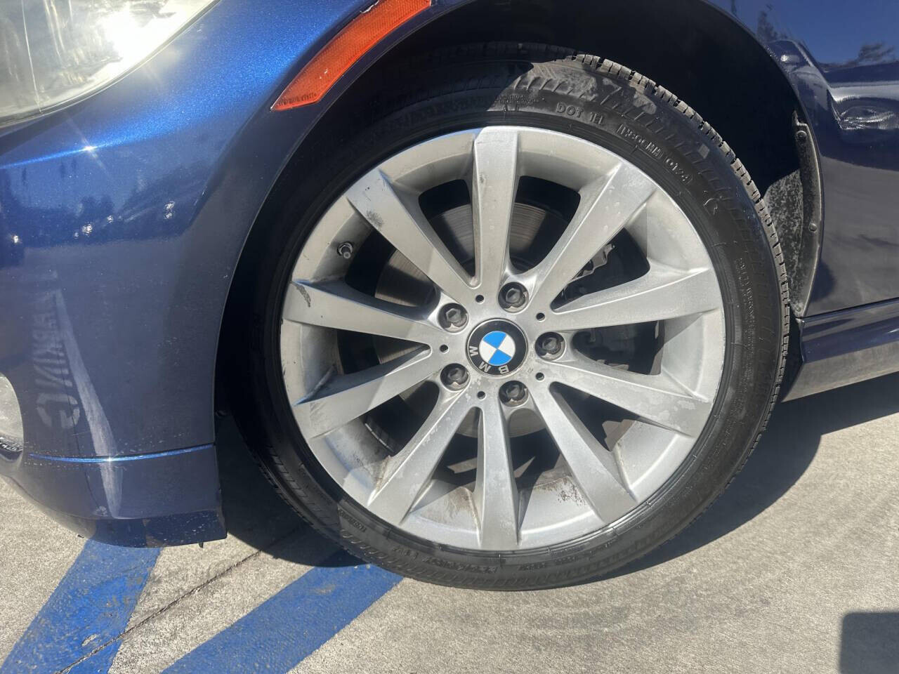 2011 BMW 328i in Pasadena, CA 91107 - 2403704 27