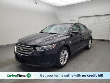 2018 Ford Taurus in Fayetteville, NC 28304