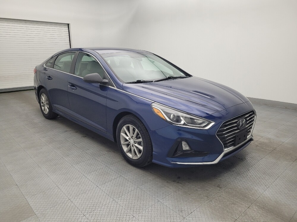 2018 Hyundai Sonata in Wilmington, NC 28405 - 2404461 11