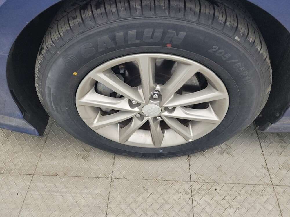 2018 Hyundai Sonata in Wilmington, NC 28405 - 2404461 31