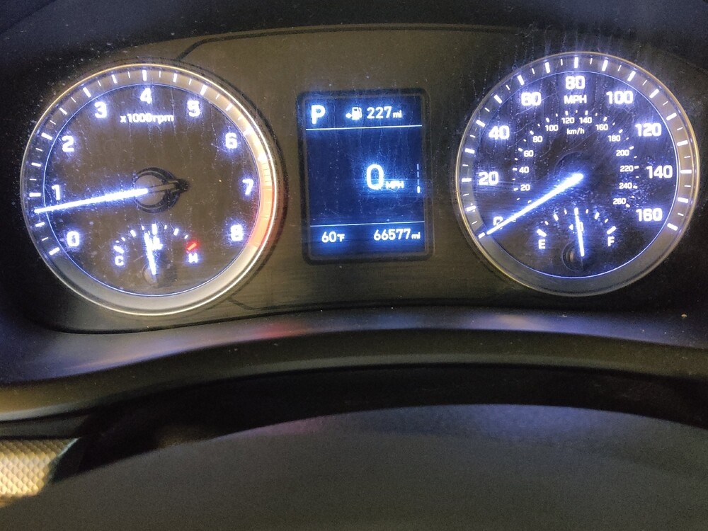 2018 Hyundai Sonata in Wilmington, NC 28405 - 2404461 23