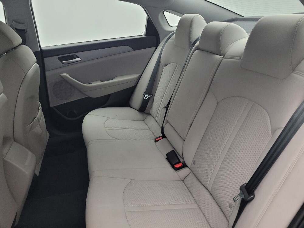 2018 Hyundai Sonata in Wilmington, NC 28405 - 2404461 18