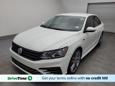 2018 Volkswagen Passat in Houston, TX 77074