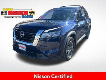 2022 Nissan Pathfinder in Milwaulkee, WI 53221