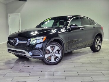 2019 Mercedes-Benz GLC 300 in Cinnaminson, NJ 08077