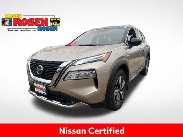 2021 Nissan Rogue in Milwaulkee, WI 53221