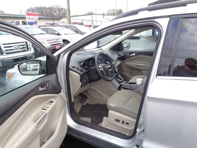 2015 Ford Escape in Lebanon, TN 37087-3302 - 2408516 5