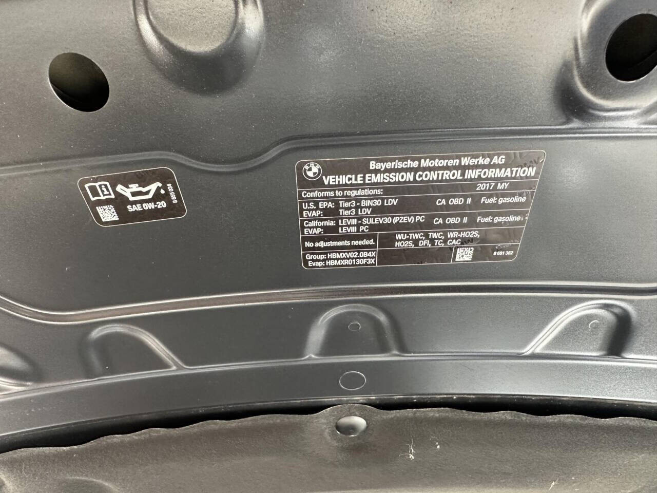 2017 BMW 330i xDrive in Pasadena, CA 91107 - 2409384 23