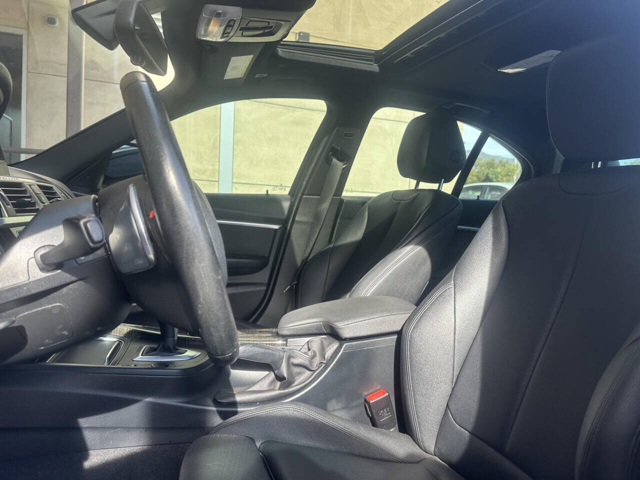 2017 BMW 330i xDrive in Pasadena, CA 91107 - 2409384 7