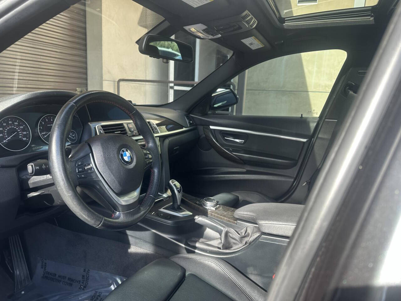 2017 BMW 330i xDrive in Pasadena, CA 91107 - 2409384 6