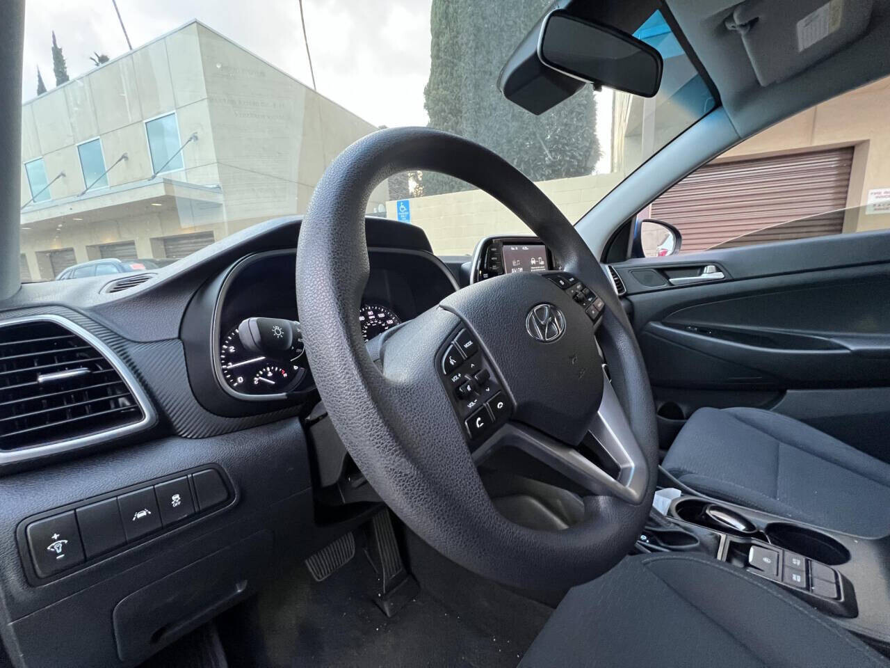 2019 Hyundai Tucson in Pasadena, CA 91107 - 2409386 7