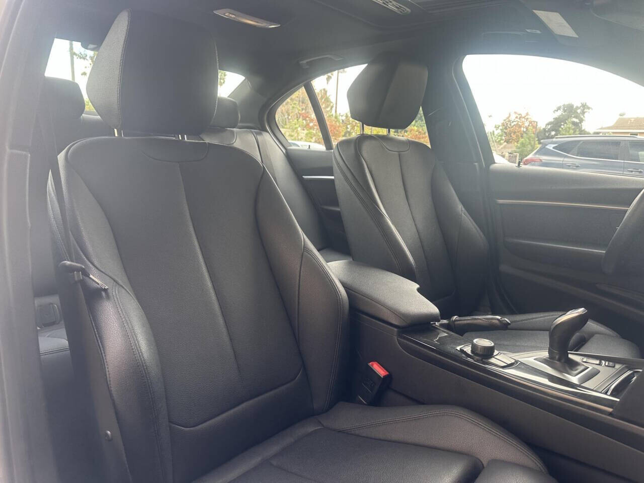 2018 BMW 330i in Pasadena, CA 91107 - 2409387 11