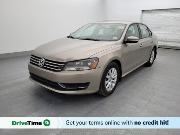 2015 Volkswagen Passat in Clearwater, FL 33764