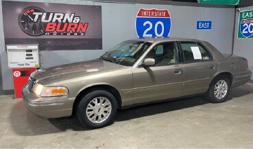 2003 Ford Crown Victoria in Conyers, GA 30094