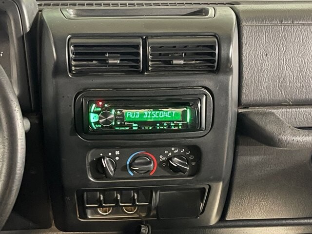 2004 Jeep Wrangler in Conyers, GA 30094 - 2410335 29