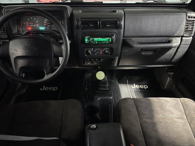 2004 Jeep Wrangler in Conyers, GA 30094 - 2410335 31