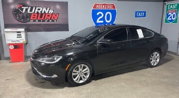 2017 Chrysler 200 in Conyers, GA 30094