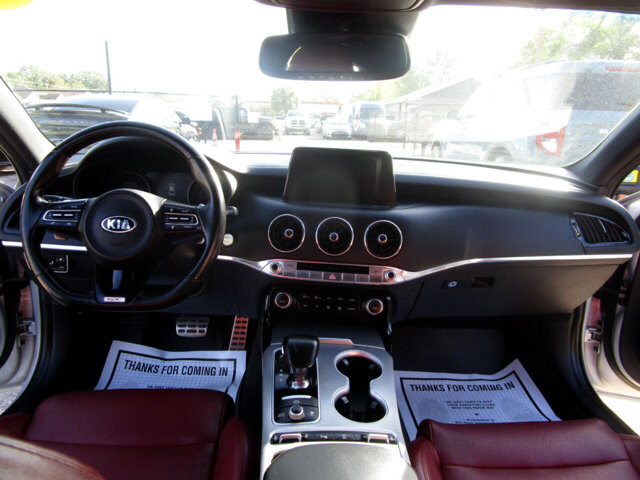 2018 Kia Stinger in Tampa, FL 33604-6914 - 2410951 3