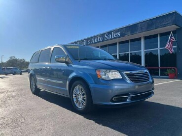 2011 Chrysler Town & Country in Sebring, FL 33870