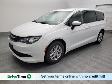 2022 Chrysler Voyager in Albuquerque, NM 87123