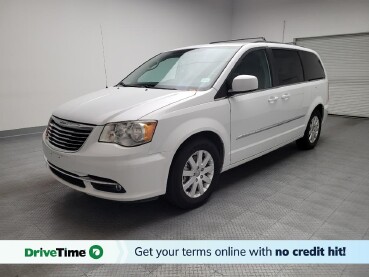 2014 Chrysler Town & Country in Riverside, CA 92504