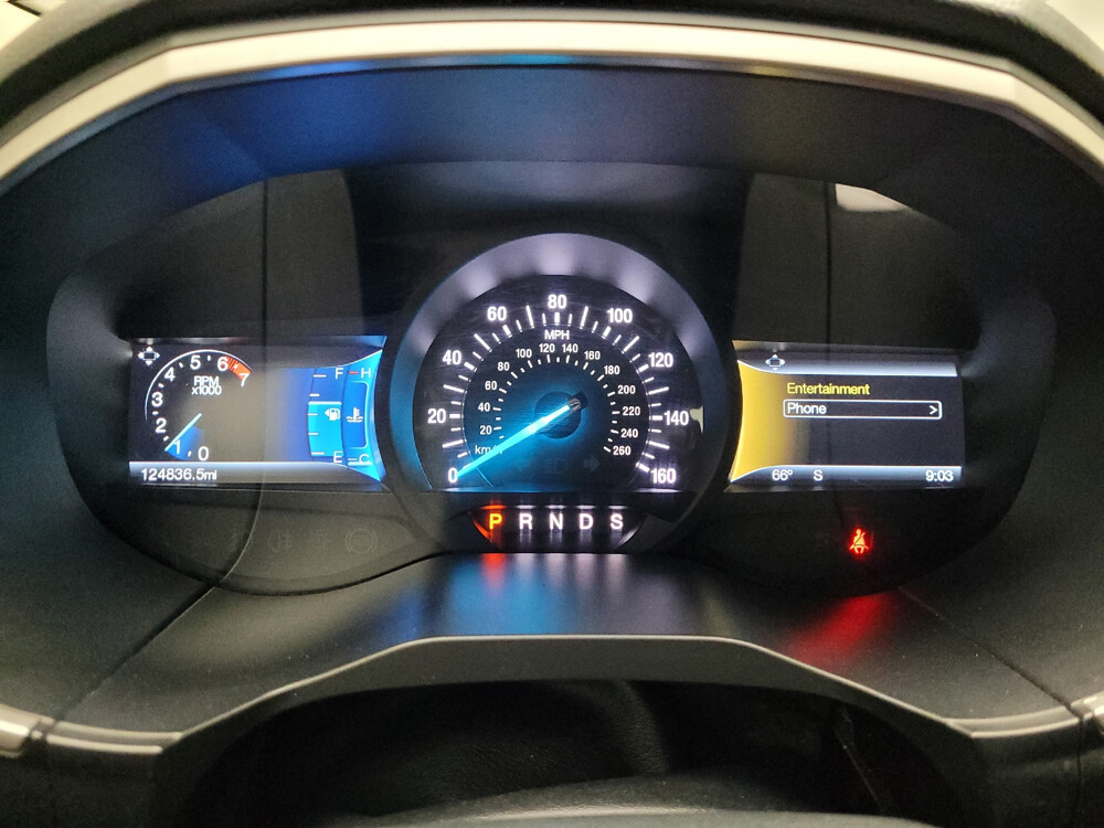 2016 Ford Edge in Grand Rapids, MI 49508 - 2413730 35