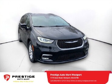 2022 Chrysler Pacifica in Westport, MA 02790