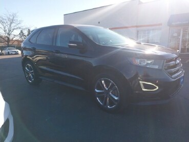 2015 Ford Edge in Milwaukee, WI 53221