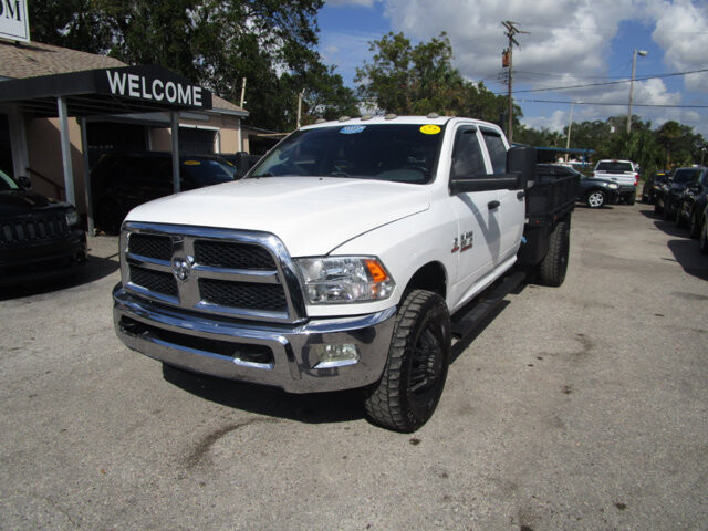 2018 RAM 3500 in Tampa, FL 33604-6914 - 2414603 32