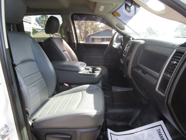 2018 RAM 3500 in Tampa, FL 33604-6914 - 2414603 37