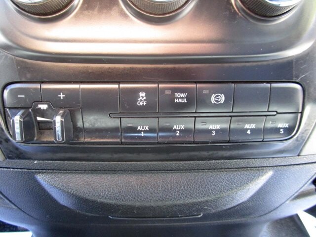 2018 RAM 3500 in Tampa, FL 33604-6914 - 2414603 6