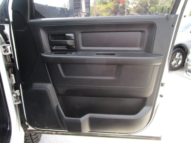 2018 RAM 3500 in Tampa, FL 33604-6914 - 2414603 46