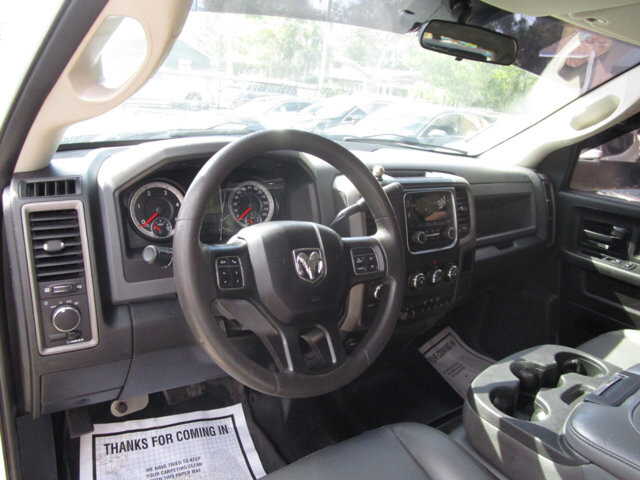 2018 RAM 3500 in Tampa, FL 33604-6914 - 2414603 42