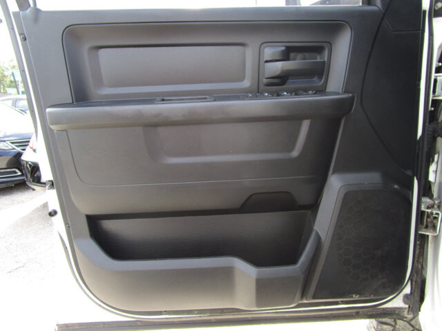 2018 RAM 3500 in Tampa, FL 33604-6914 - 2414603 45