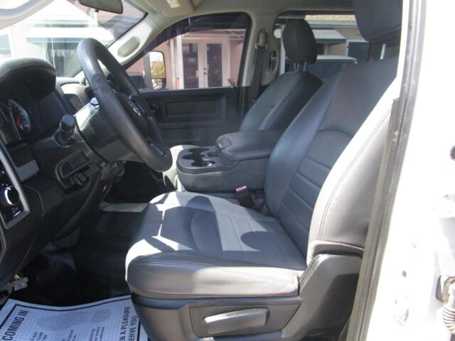 2018 RAM 3500 in Tampa, FL 33604-6914 - 2414603 9