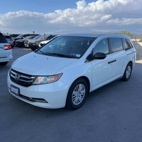 2015 Honda Odyssey in Pasadena, CA 91107 - 2414929 14