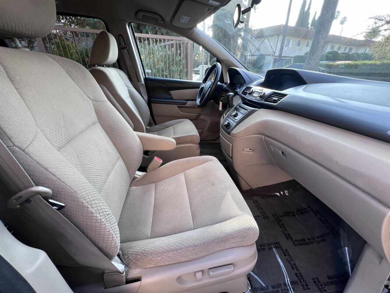 2015 Honda Odyssey in Pasadena, CA 91107 - 2414929 6