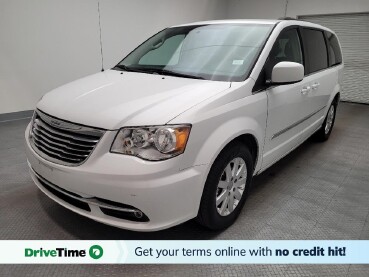 2016 Chrysler Town & Country in Sacramento, CA 95821