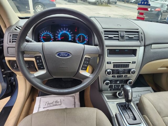 2011 Ford Fusion in Cartersville, GA 30120 - 2416863 6