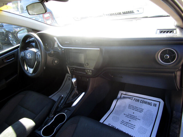 2018 Toyota Corolla in Tampa, FL 33604-6914 - 2416916 11