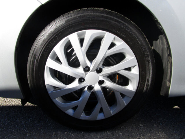 2018 Toyota Corolla in Tampa, FL 33604-6914 - 2416916 20