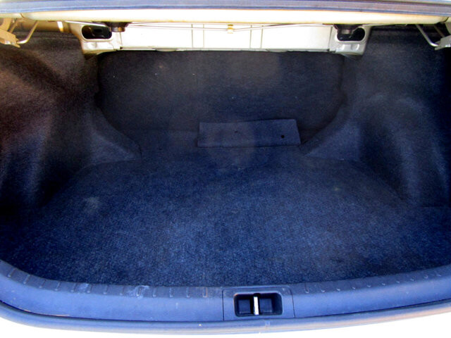 2018 Toyota Corolla in Tampa, FL 33604-6914 - 2416916 25