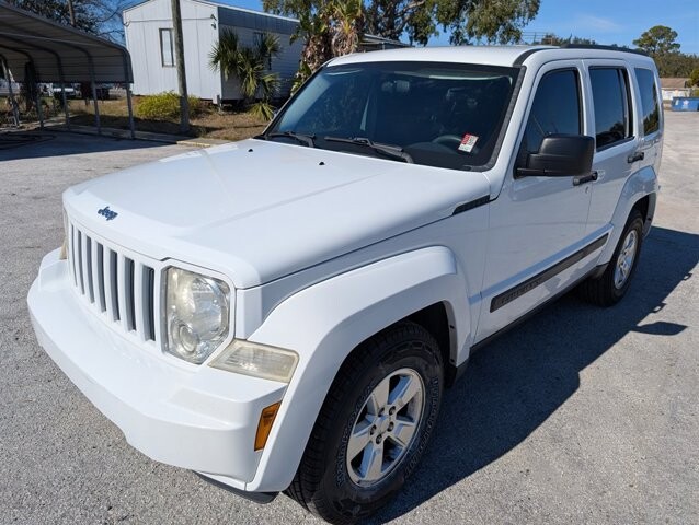 2012 Jeep Liberty in Hudson, FL 34669 - 2416925 4