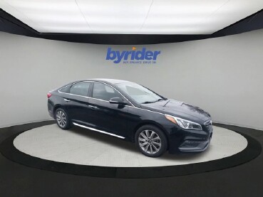 2017 Hyundai Sonata in Milwaukee, WI 53221