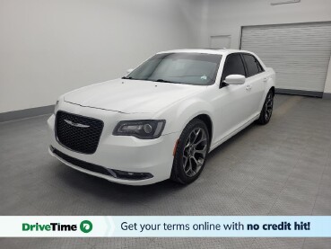 2015 Chrysler 300 in Independence, MO 64055